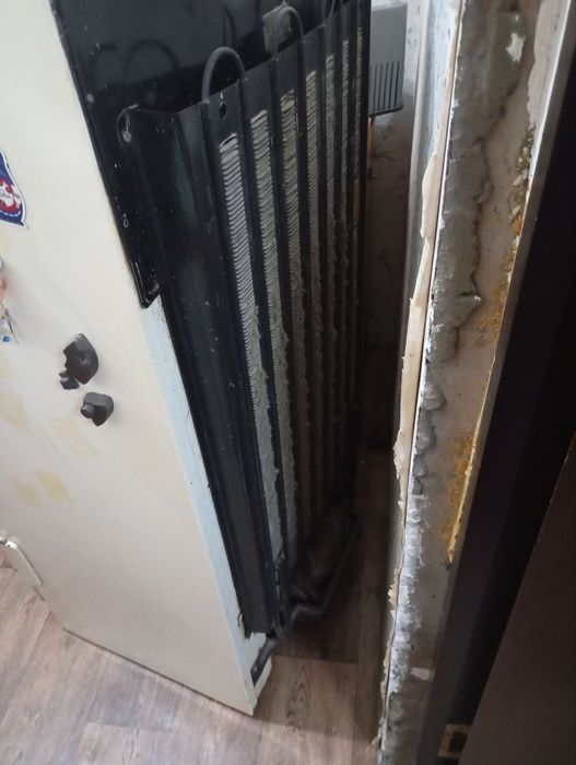 Продам советский холодильник