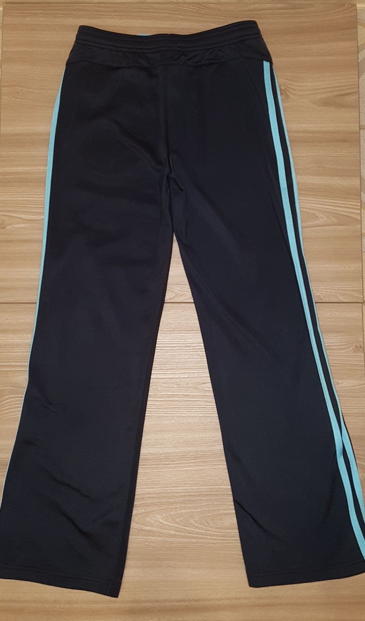 Pantaloni trening Adidas , originali 10 - 12 ani