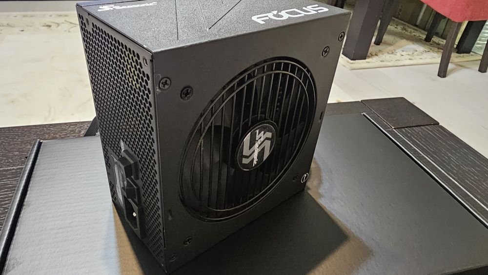 Sursă Seasonic Focus GX, 80+ Gold, 550W