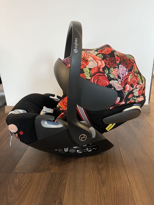 Стол за кола Cybex Cloud Z i-size Spring Blossom