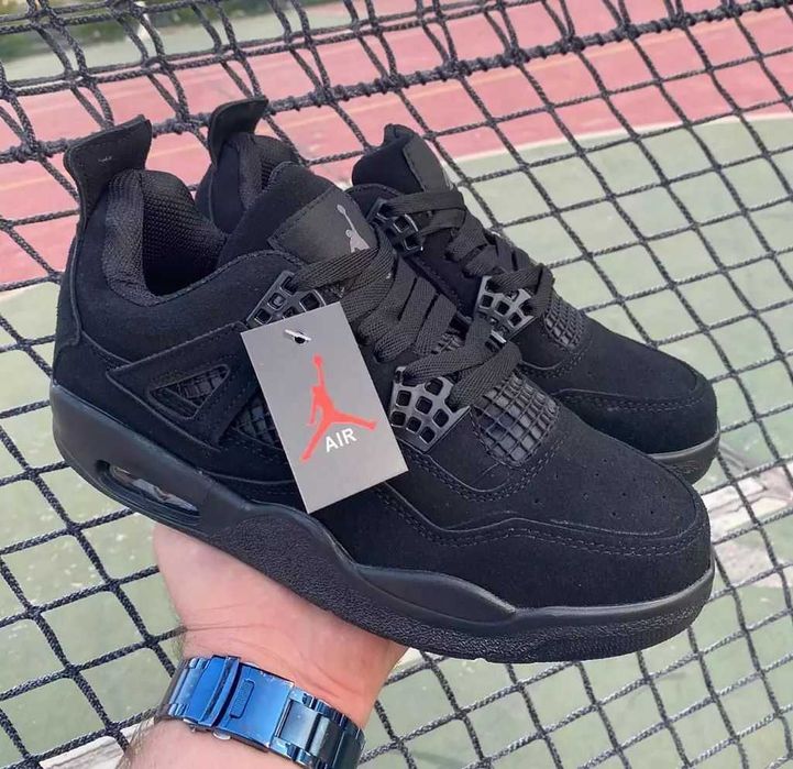 Adidasi Nike Air Jordan 4 Retro Produs NOU 2026