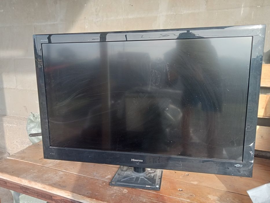 Телевизор Hisense 42"