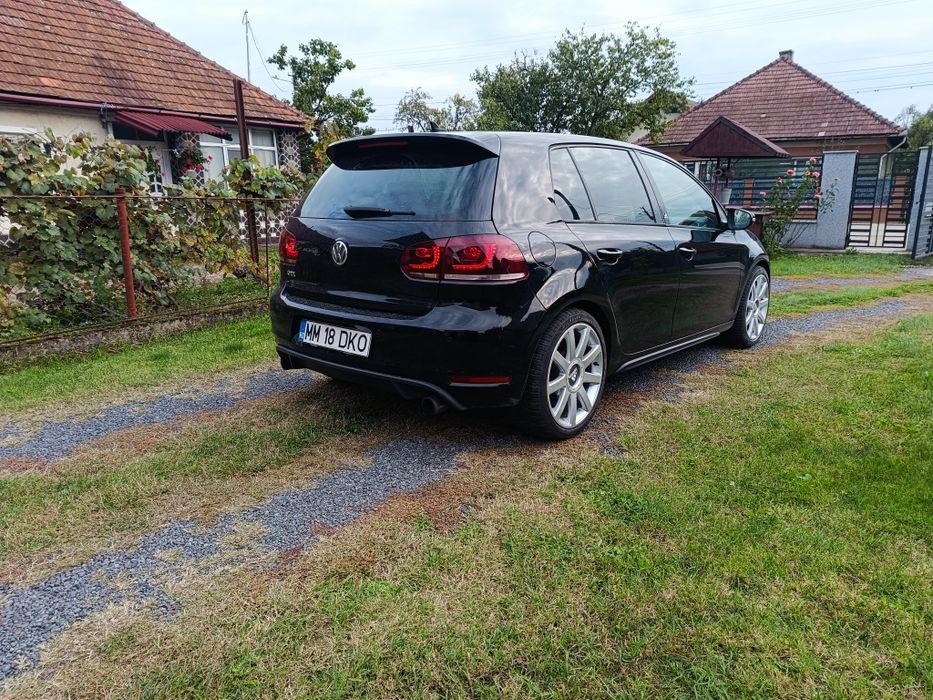 Vw golf 6 gti adidas edition