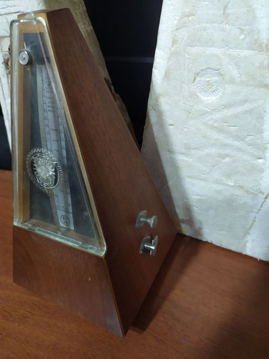 Метроном развивает чувство ритма