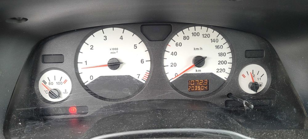 Vând Opel Zafira 2002 , euro4 .