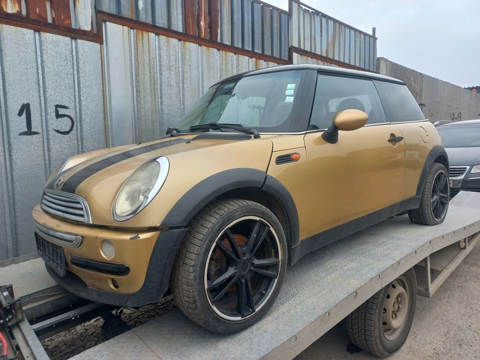 Мини купър 1.6 бензин на части