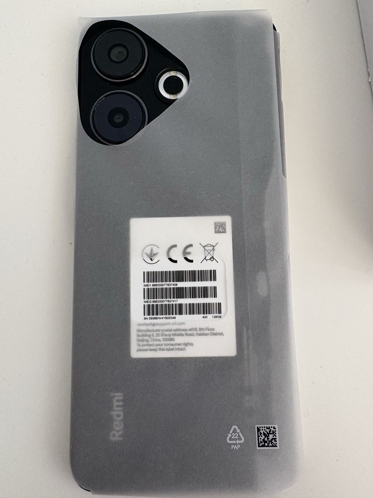 Чисто нов Смартфонът GSM XIAOMI REDMI 13 BLACK 6.79 ", 128 GB