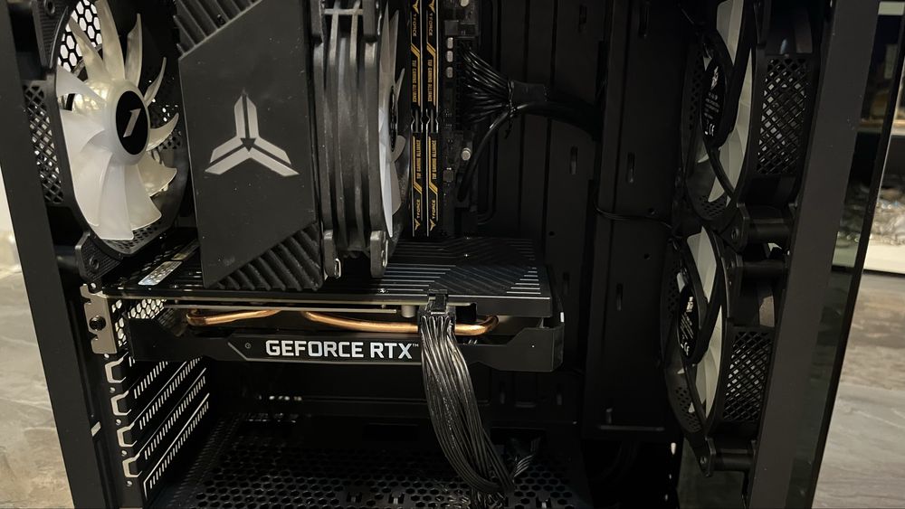 Геймърски компютър 16GB Ram 1TB