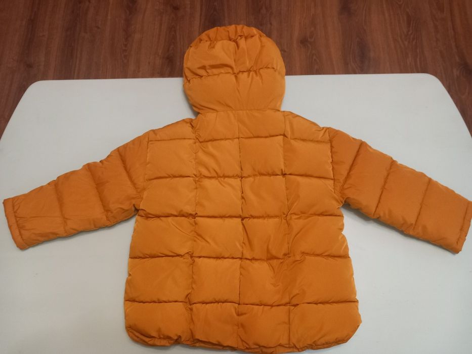 Geacă impermeabila "Zara " pentru fete 8 ani