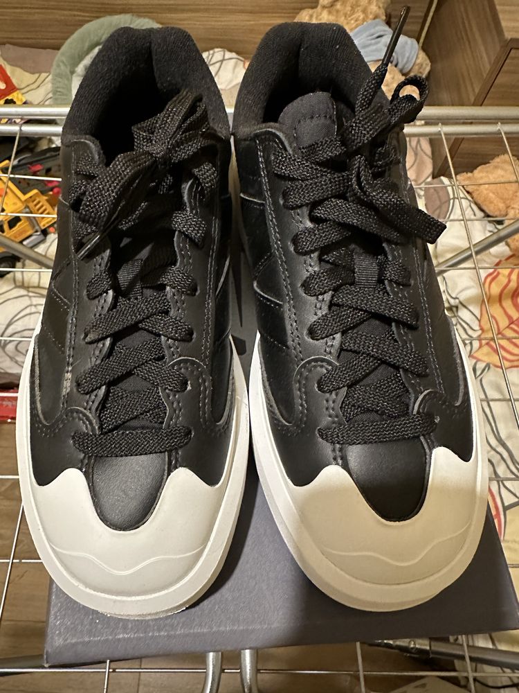 Маратонки New Balance