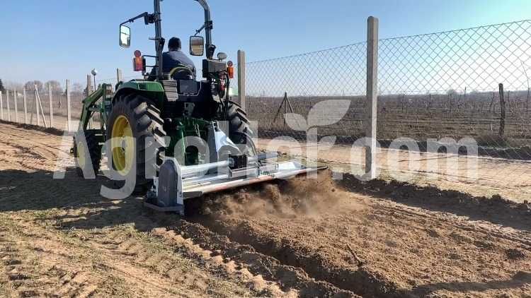 Freză de sol cu deplasare laterală, 125-180 cm / Omikron M Plus