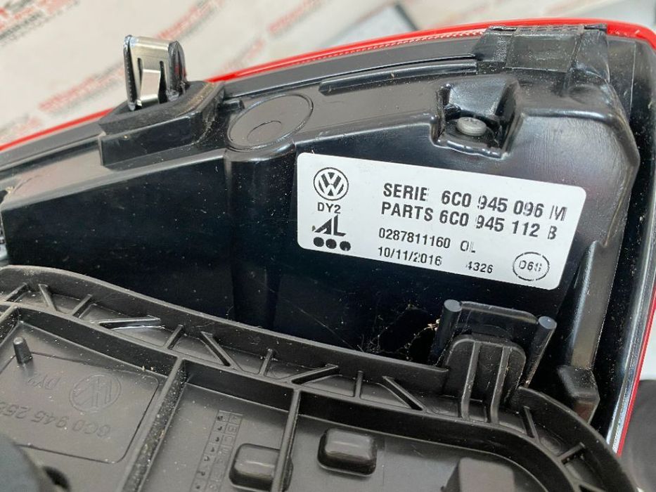 Stop stanga dreapta VW POLO 6R facelift 6c0945096m 6c0945095m