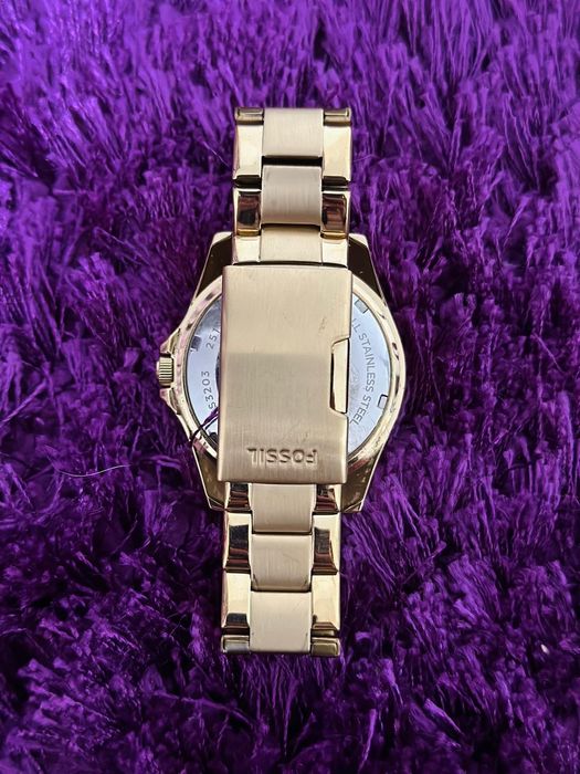Ceas de damă Fossil Riley   auriu, elegant, cu cutie originală