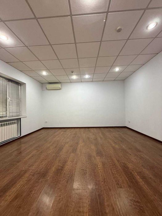 Аренда коммерческого помещения 170 м² Мирабад, ул. Нукус Гламур Бутик