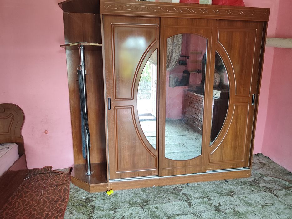 Спальный гарнитур сотилади