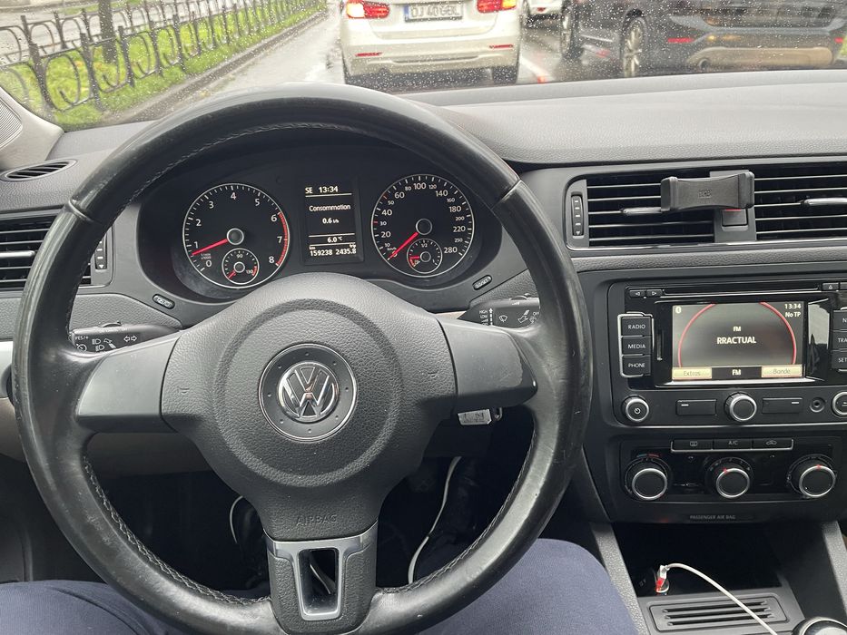 Oferta! Volkswagen Jetta/1.2 benzina,distributie pe lant