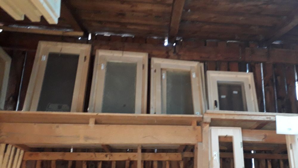 Geamuri din lemn cu sticlă termopan