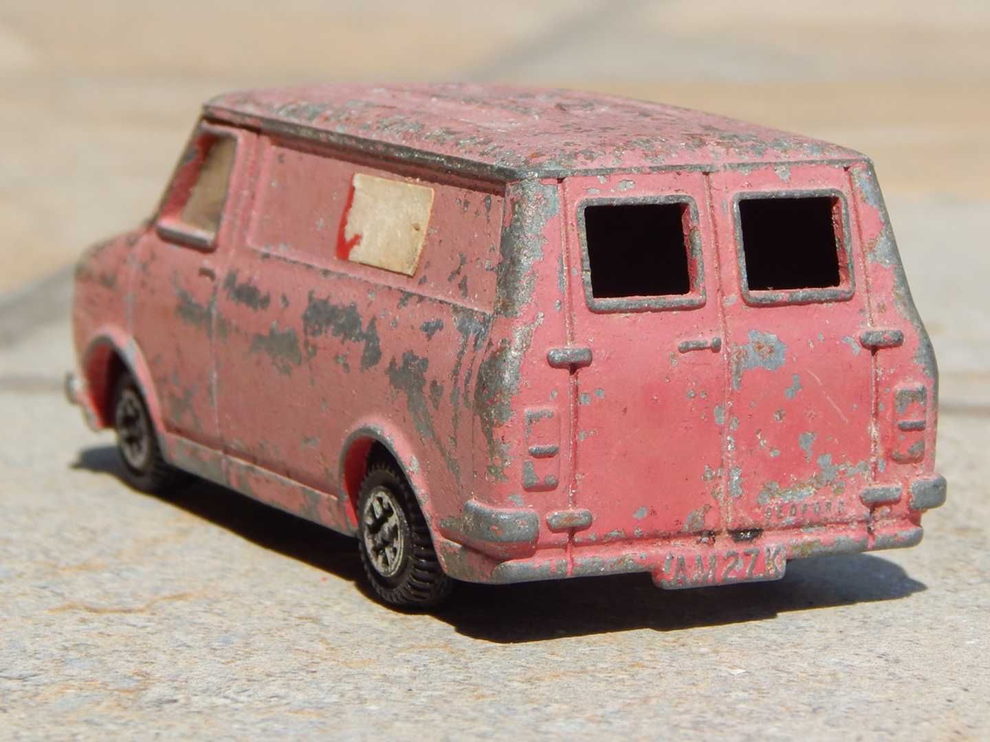 Macheta duba Bedford Dinky Toys fabricata Anglia anii 1970 veche