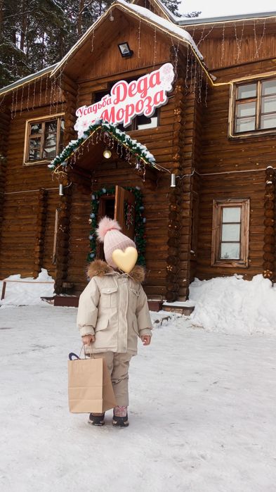 Зимний комбинезон для девочки