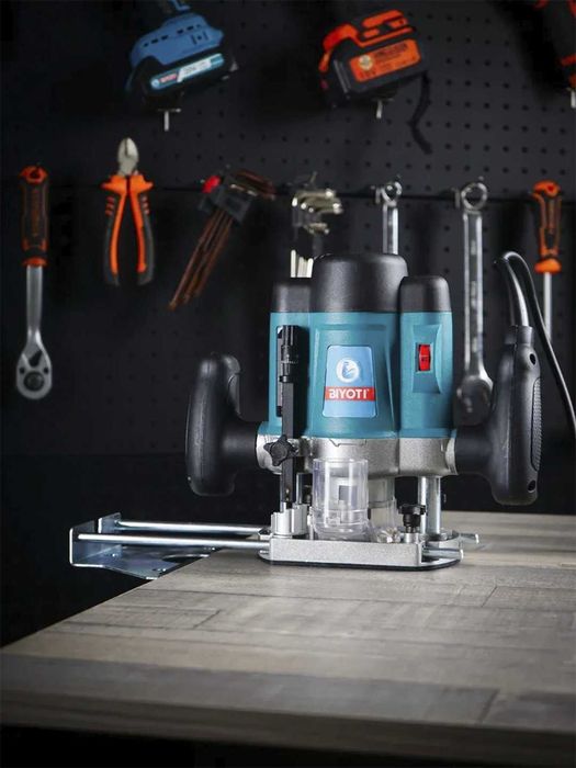 Фрезер вертикальный Biyoti BYT-ER390, 2000 ватт, 60 мм, 22000 / минуту