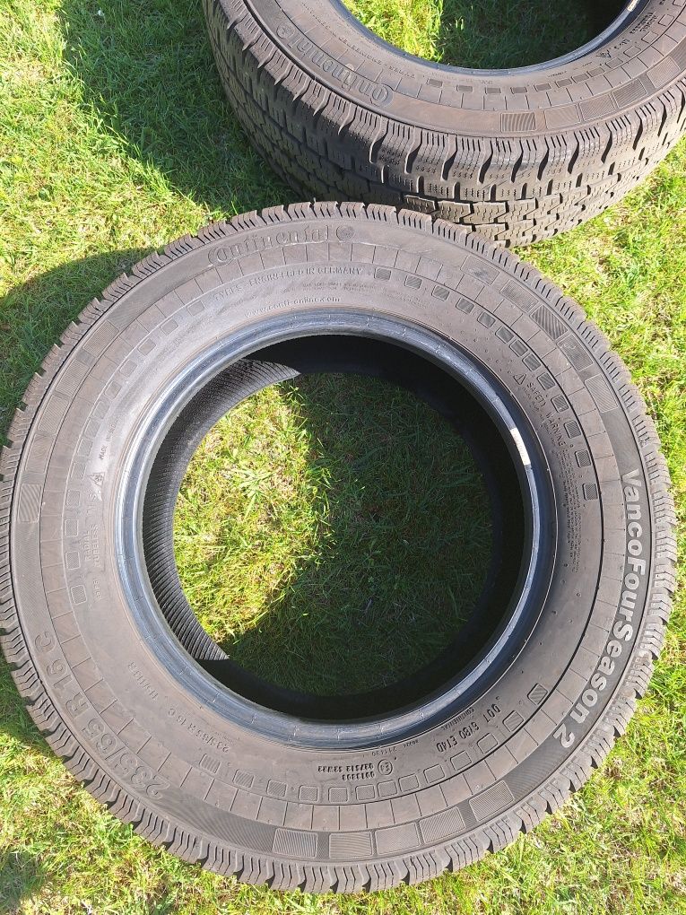 Гуми за бус 235/65 R16