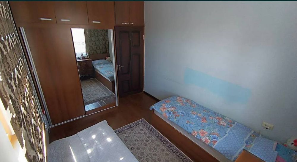 Юнусабад-8 квартал 2/5/9 57м2 общий коридор ор-тир  Принц кафе