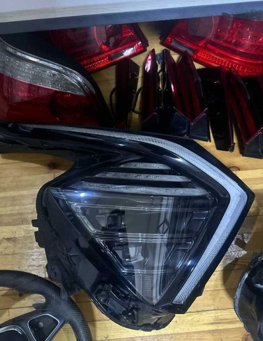 Kia Hyundai Byd va Mercedes fara bor