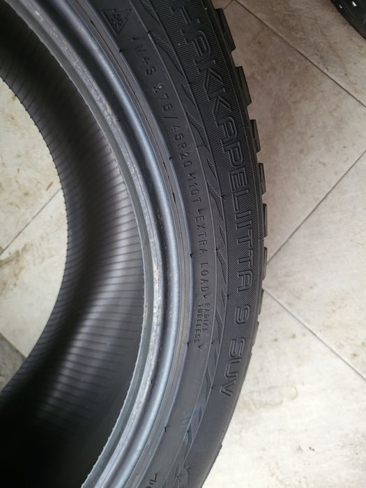 4бр 275/45/20 и 305/40/20 нокиан много запазени малко карани като нови