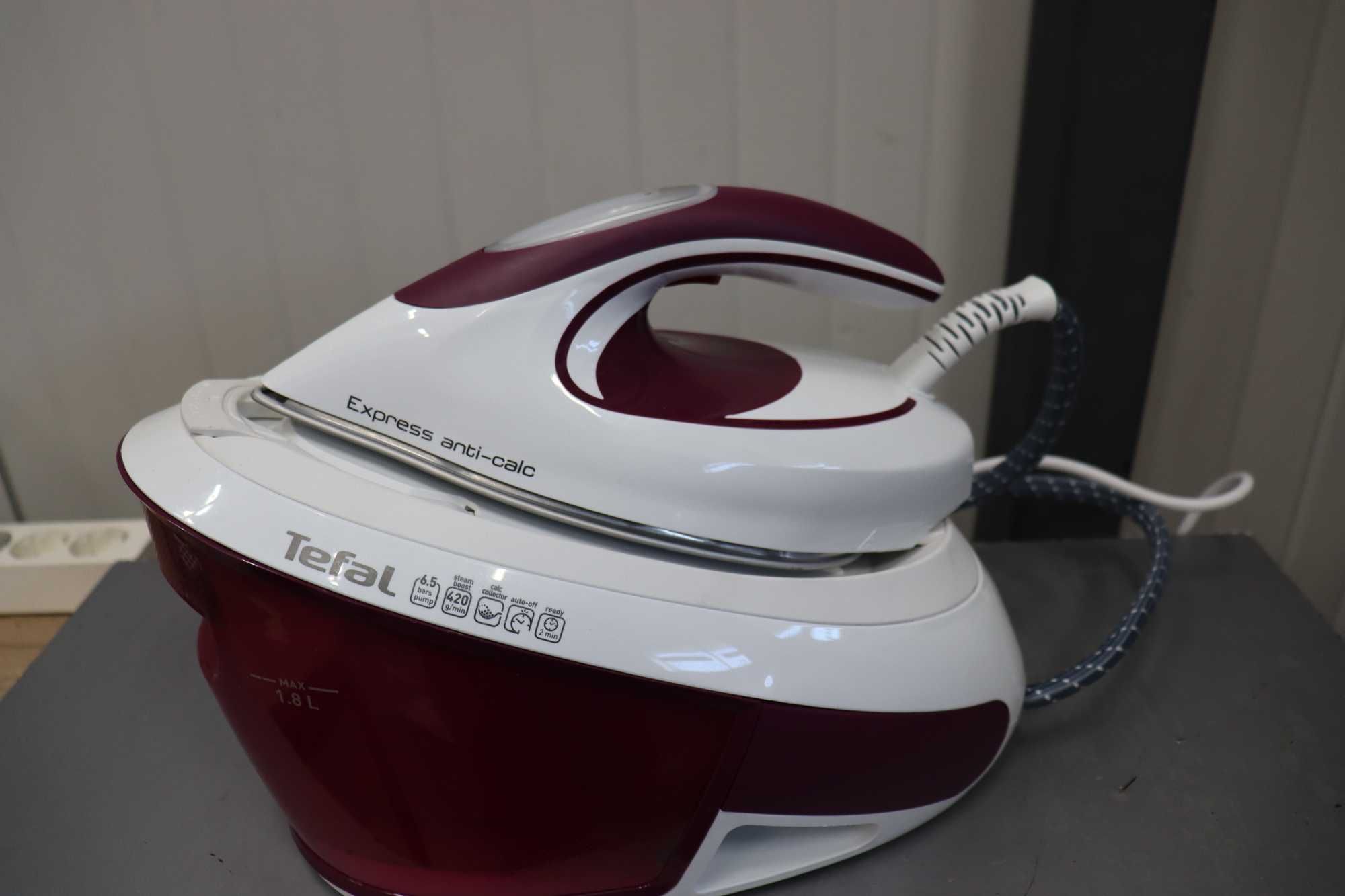 Tefal SV8054 Express парогенератор, 2800W 6,5bar, авт. изключване 1,8л
