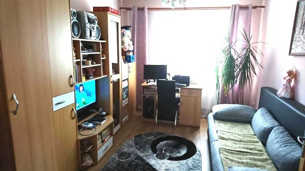 Apartament luminos si spatios cu gradina, 3 camere