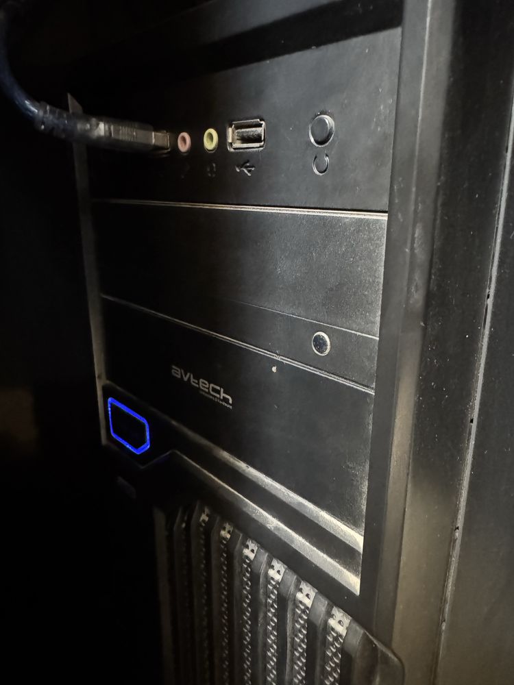 Kompyuter monitor keys Core i7-4770K