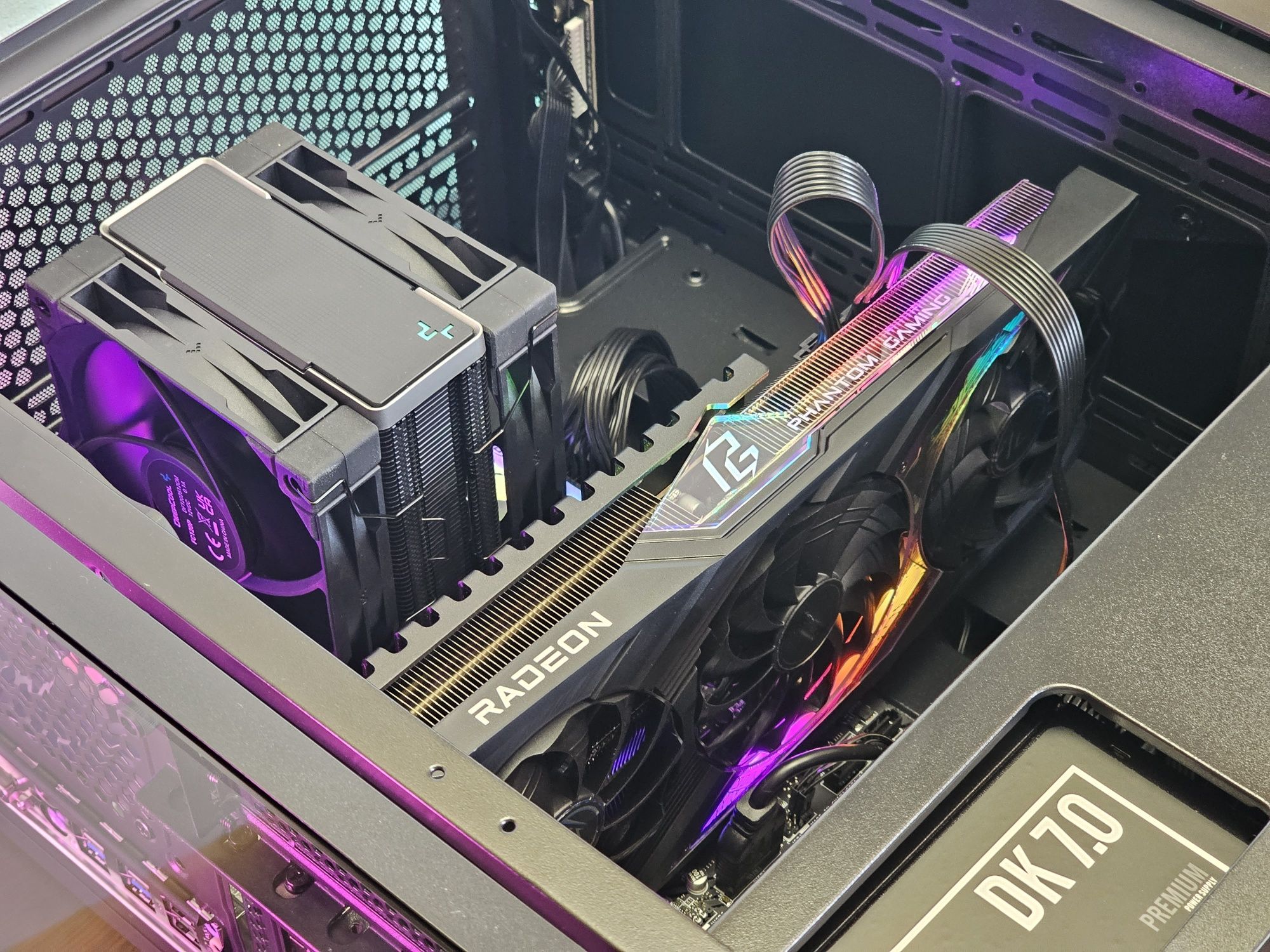 Ryzen 7-7700/RX 7700XT/RAM 32GB DDR5/SSD 512GB/Чисто Нов+Гаранция!