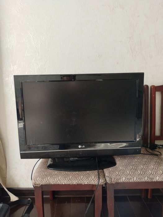 Телевизор.     LG