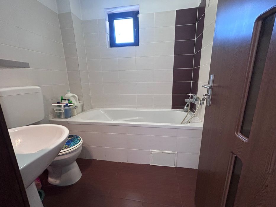 Garsoniera  Dubla Spatioasa langa metrou Dimitrie Leonida