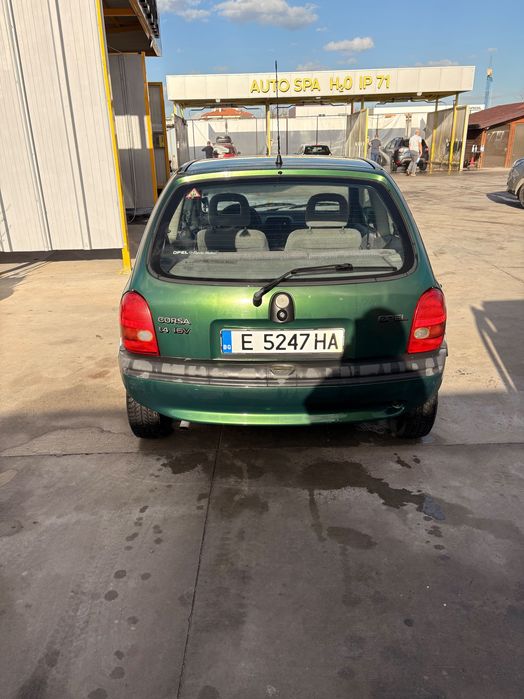 Опел Корса 1.4   90 коня