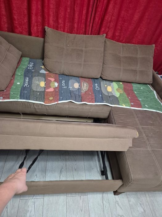 Продам диван состояние хорошее цена 15 тыс