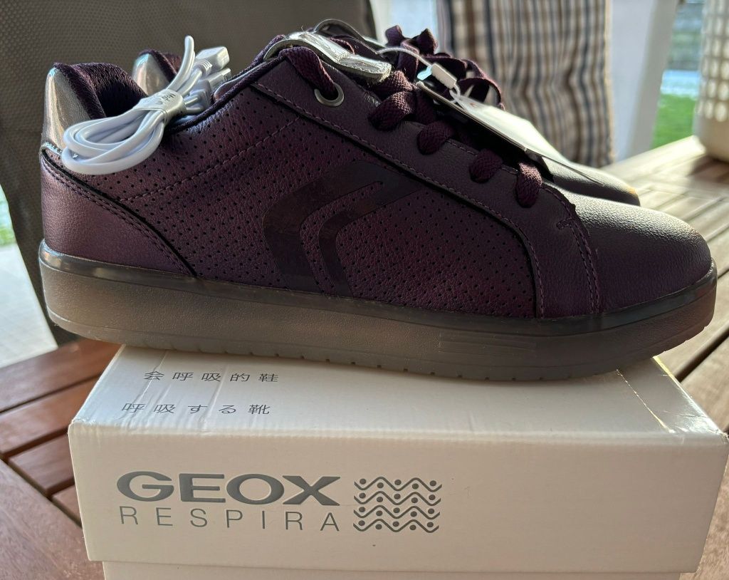 Pantofi, adidasi, sneakers GEOX  mărimea 37