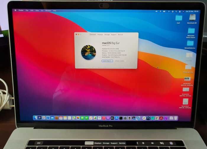 Macbook Pro 15" 2019, 8-Core i9,16GB,4GB Radeon 512SSD