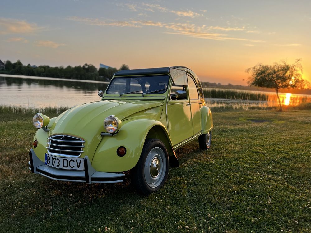 Inchiriez Citroen 2CV clasic, retro