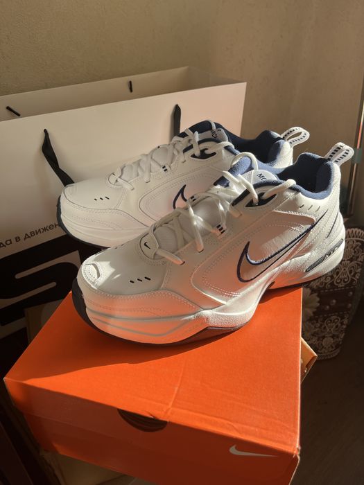 Найк монархи оригинал