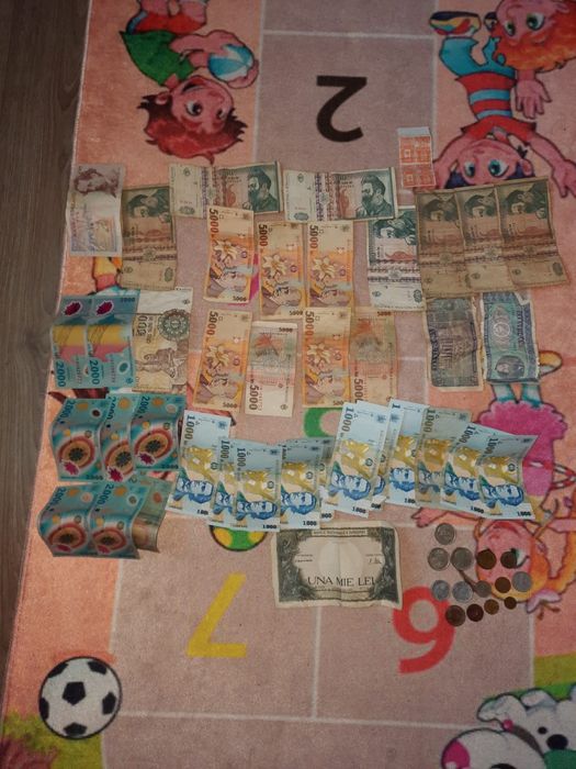 Vand bacnote vechi in stare foarte buna