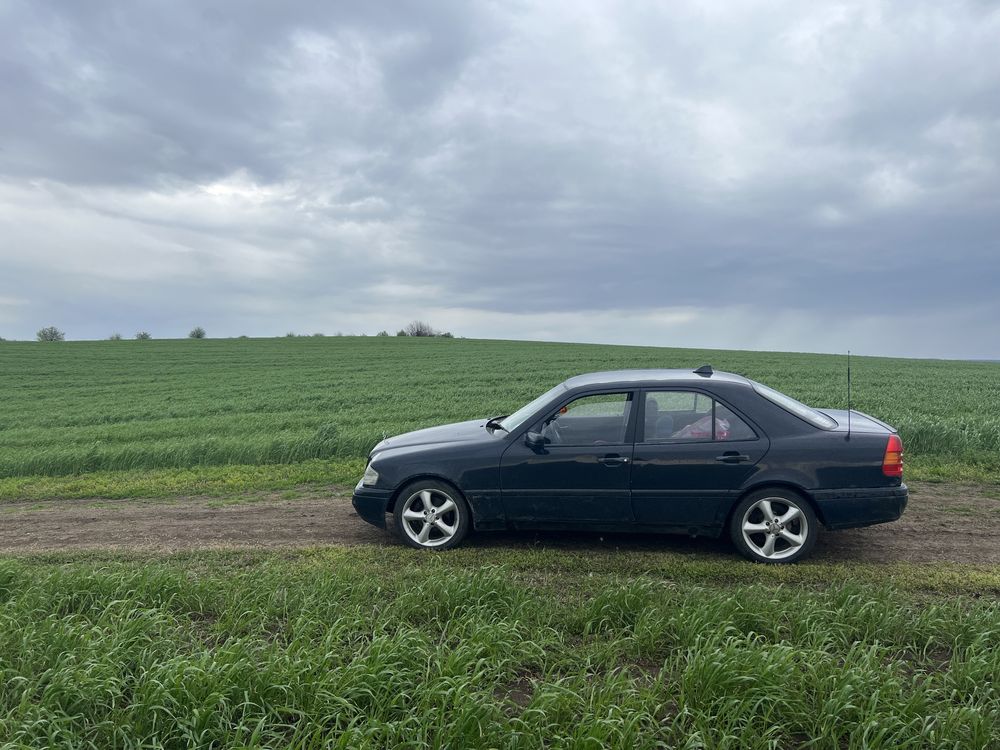 Мерцедес Ц200 , Mercedes C200 w202