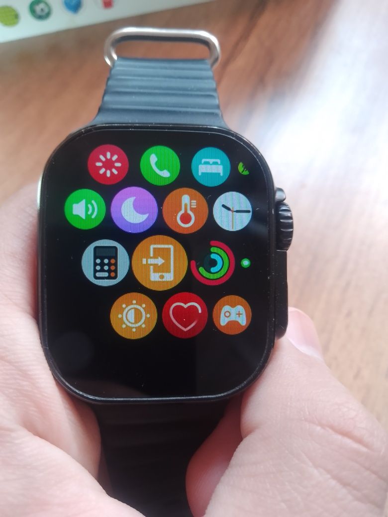 Smart watch soat sotiladi