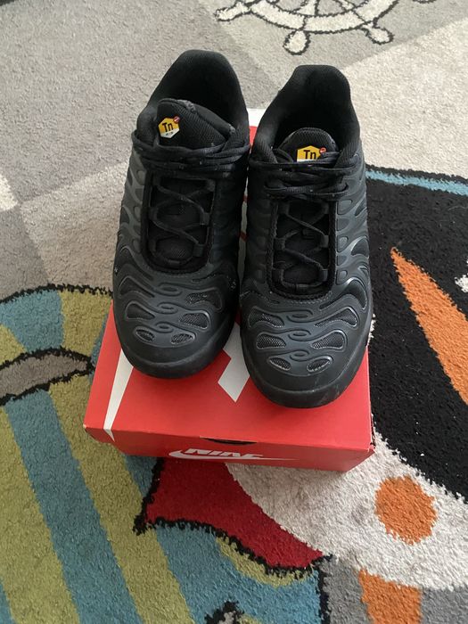 vand adidasi nike air max plus drift marimea 37.5 fit 38