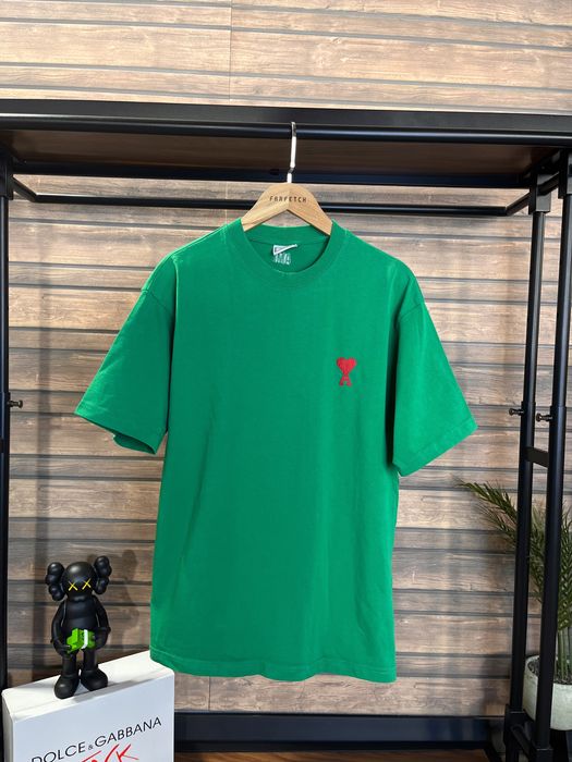 Различни модели тениски Am*i