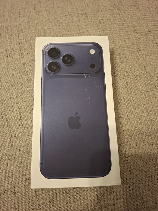 Vand Sau Schimb IPhone 17 PRO Max Deep Blue 256Gb Nou Sigilalt