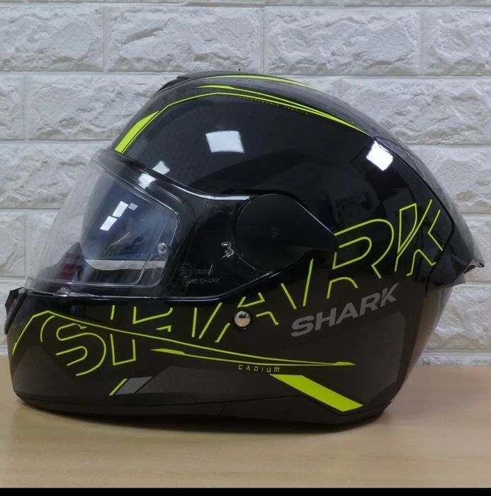 Shark D-Skwal 2 размер XL
XL : 61 - 62