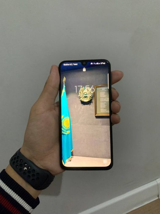 Самсунг А40 галакси