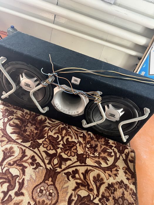 Продам буфер jbl в отличном состоянии