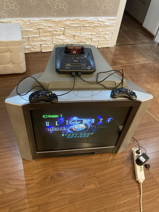 Телевизор Sony Wega Trinitron+ Dendy+ Sony PS 2+otau tv